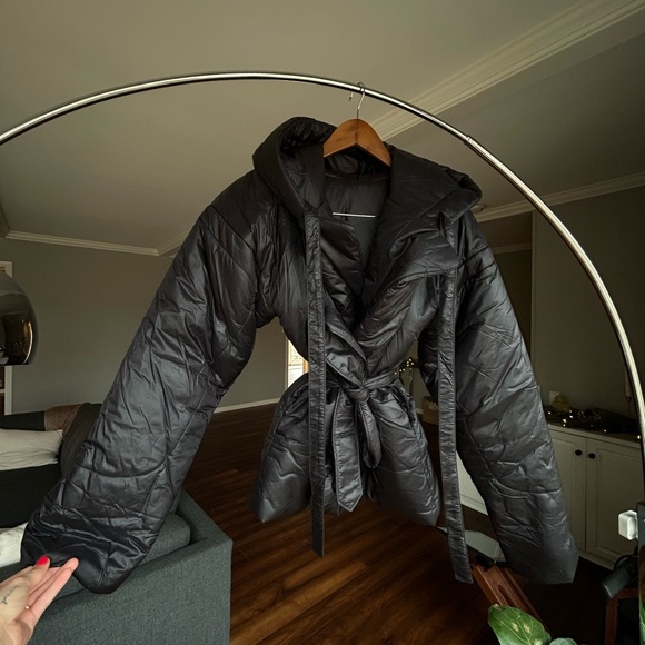 Norma Kamali Short Sleeping Bag Coat in size XS/S - Picture 3 of 5